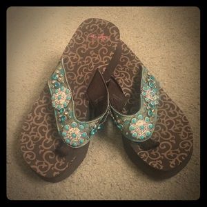 Brand new without tags Blazin Roxx Flip flops!